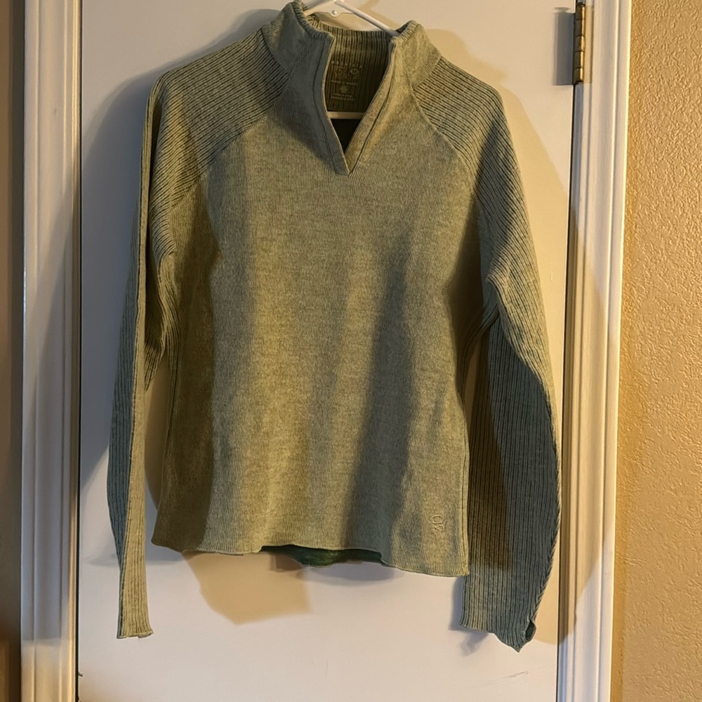 women’s mountain hardware fleece lined wool sweater